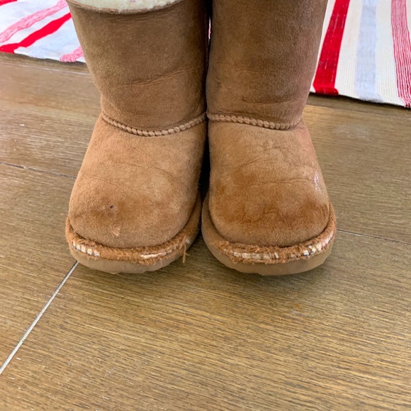 Toddler Girls Ugg’s size 10 - Picture 5 of 6